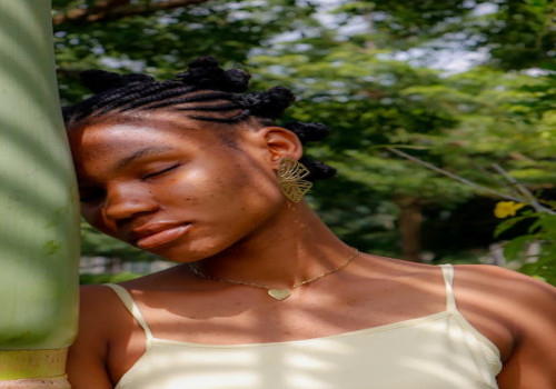 Schaduwtuin inrichten: welke planten doen het goed in een donkere tuin